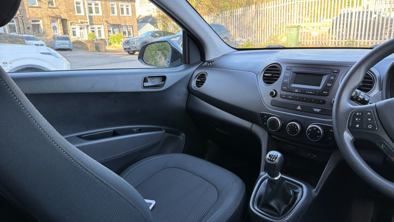 Hyundai i10 1.2 SE 5dr Petrol Hatchback